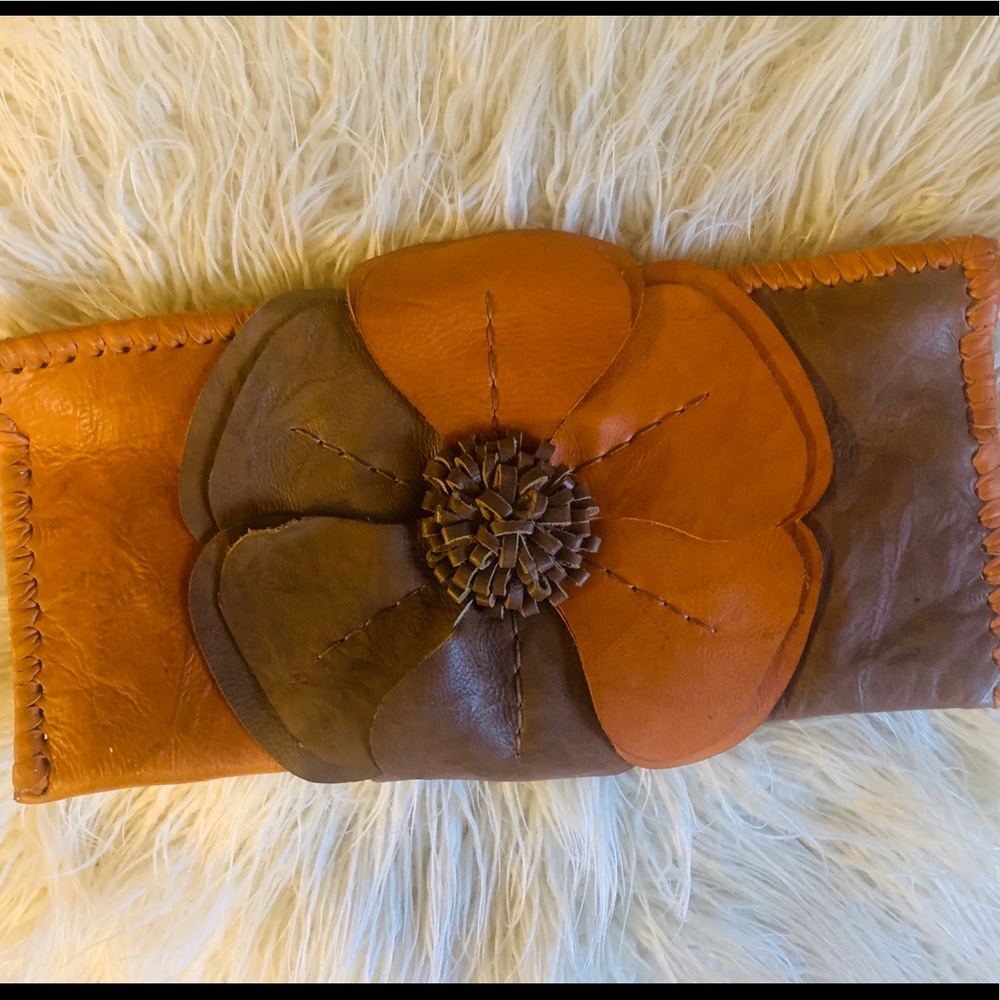 ADAM ALEXIS : Handcrafted Leather Clutch